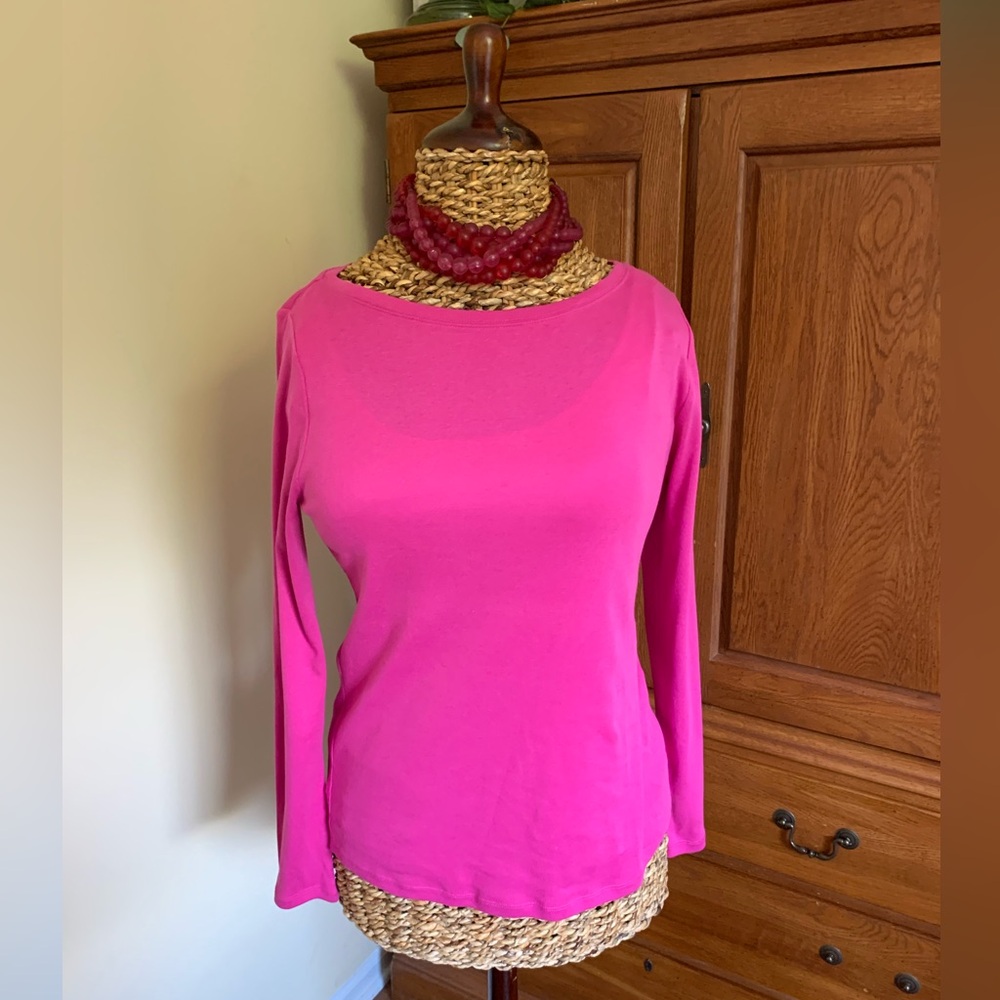 Ann Taylor wide neck, long sleeve tee buttons up back